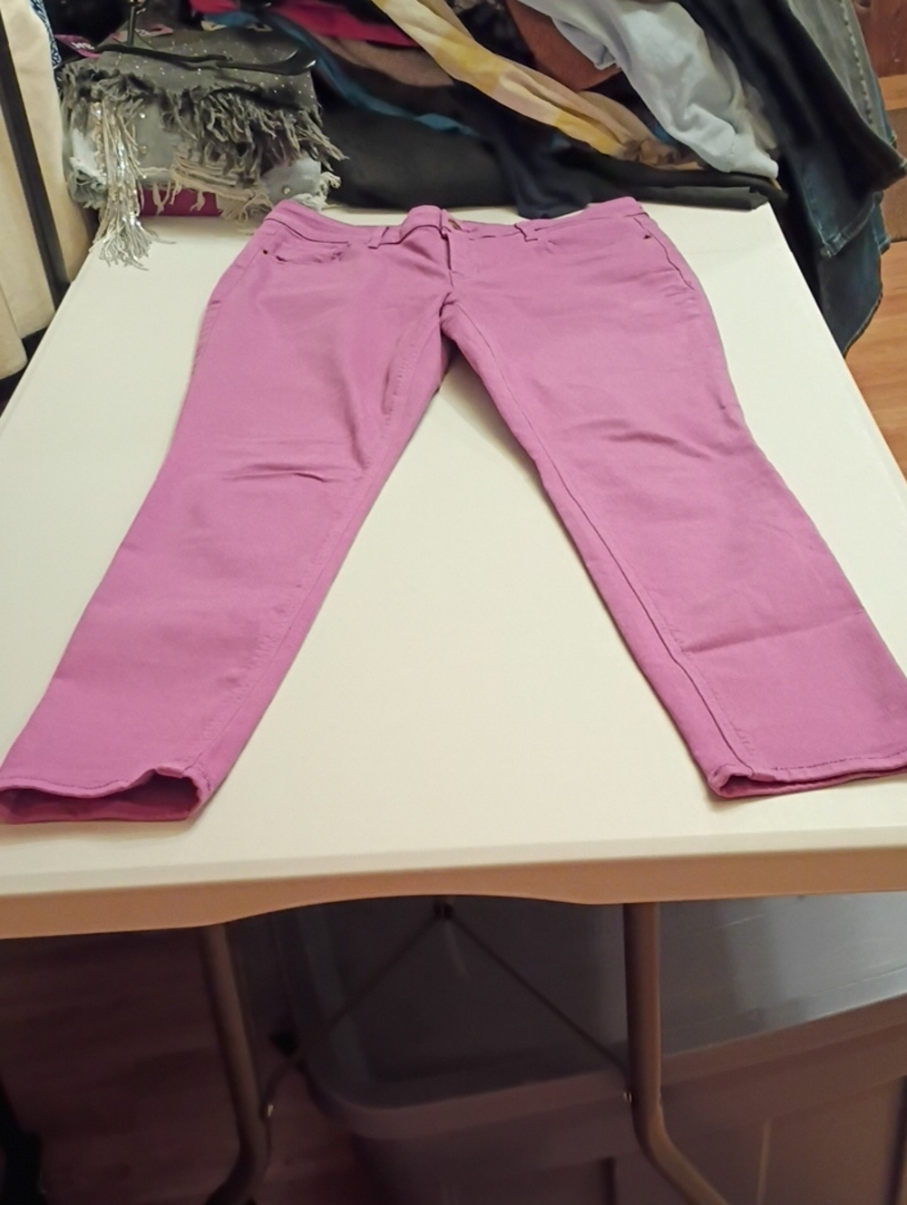 Old Navy Lavender Cropped Women's Jeans